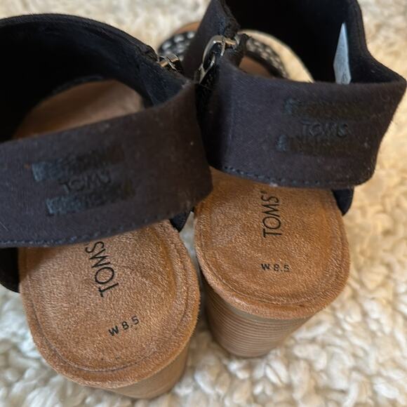 Black and White Boho Bohemian Neutral Heels - Picture 4 of 9